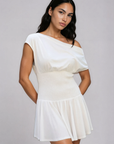 Asymmetrical mini dress
Off the shoulder
Smocked bodice
Unlined
white mini dress
graduation dress
bridal mini dress