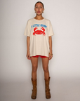 Graphic printed knit tee
Crewneck
Short sleeves
Unlined
Oversized fit
Cream oversized crab graphic tee