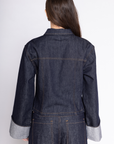 Fitted denim collared jacket
Wide cuffed sleeves
Button down closure
Unlined