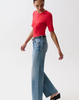 Relaxed rise, baggy fit, effortless shape jeans
Medium blue denim, vintage-inspired wash
Crafted from rigid denim, this style will naturally soften and relax with wear
Unlined
Waist: 26" / Rise: 10 3/4" Length: 43" / Inseam: 32"
Cotton