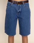 Mid rise jorts shorts
Relaxed and wide leg design
Button fly
Rigid denim does require some time to 'wear in'