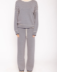 blue and beige striped lounge knit set
christmas loungewear set
winter lounge outfit
cozy outfit