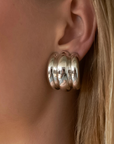 18K Gold non-tarnish layered spiral earrings
18K Gold Plating
Stainless Steel
Measurement (L x W): 1.2 x 0.9 inches