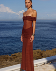 Mesh maxi dress
Off the shoulder
Centre back invisible zipper
Lined at the hip and bust with stretch
brown mesh maxi dress
