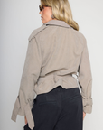 green Cropped trench coat
Collared
Adjustable belt tie
Unlined
fall jacket
fall outfit
fall coat
green trench coat