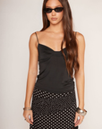 black Soft jersey cami tank top
Triangle cups
V-neckline
Fixed spaghetti straps
Hip length
black tank top