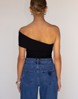 black Ribbed bodysuit
One shoulder neckline
Snap bottom closures
Thong back
Unlined
going out top