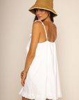 Lace ruffle trim mini dress
Adjustable straps with lace ruffle detail
Lace ruffle trim detail
Faux front tie
Lined
white flows mini dress
white field mini dress
east cost white mini dress