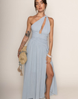 Woven linen halter maxi dress
V-neckline
Side slit
Raw edge
Partially lined
blue wedding guest dress
blue lightweight linen cotton maxi dress