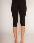 Knit cropped leggings
Elastic waistband
Fully lined
black capri pant