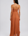 Strapless crinkle maxi dress
Dot pattern
Front knot
Strapless
Inner grip lining
Back zipper closure
Lined