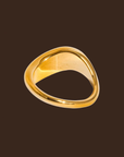 18K non-tarnish classic wavy band ring
18K gold plating stainless steel
Size 7 measurement: 0.682 Diameter/2.14 Circumference
Lead and Nickel Free
Hypoallergenic
Water Resistant