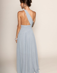 Woven linen halter maxi dress
V-neckline
Side slit
Raw edge
Partially lined
blue wedding guest dress
blue lightweight linen cotton maxi dress