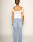 Low rise straight jeans
Zip fly with button closure
5-pocket styling
Intentional fading and light whiskering
Midweight denim fabric