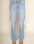 Low rise straight jeans
Zip fly with button closure
5-pocket styling
Intentional fading and light whiskering
Midweight denim fabric