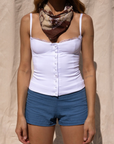 denim blue mini shorts. stagecoach shorts outfit. country concert outfit