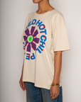 red hot chili pepper Graphic tee
Crewneck
Short sleeves
Unlined
Oversized fit