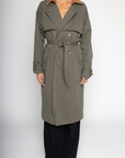 Double breasted trench coat
Suede collar
Adjustable tie waist band
Back slit
Lined
green trench coat
fall outfit
fall jacket
fall coat