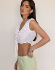 White Woven eyelet tank top
Elastic shoulder straps
Front tie closure
Unlined/Sheer
summer top
spring top
summer outfit
spring outfit