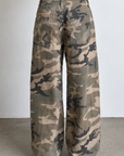 Camo printed pants
5 pocket construction
Button fly closure
Belt loops
Unlined