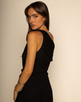 BLACK Woven off the shoulder tank top
Fixed straps
Twist strap
Ruched side
Asymmetric hem
Unlined
