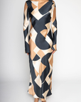 Satin long sleeve maxi dress
Geometric graphic printed
Unlined
fall wedding guest maxi dress