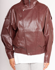 Faux leather oversized jacket
Zipper/button closure
Collared
2 side pockets
Elastic hem
Lined
oversized burgundy faux leather jacket