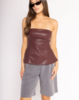 burgundy Faux leather tube top
Back zip closure
Inner rubber grip lining
Flare hem with side slits
Lined
burgundy leather going out tube top
winter top
fall top
christmas outfit