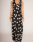 Satin polka dot maxi dress
Scoop neckine
Strapless
Side zipper closure
Unlined
Black and white polka dot maxi dress