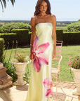 Floral maxi length dress
Strapless neckline
Open back with cowl
Snap closure
Lined, non-stretch
Polyester/Spandex