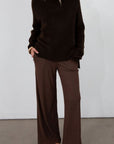 Ribbed knit pants. Elastic waistband. Side pockets. Unlined. brown slounchy pants. cute casual pant. fall outfit.
