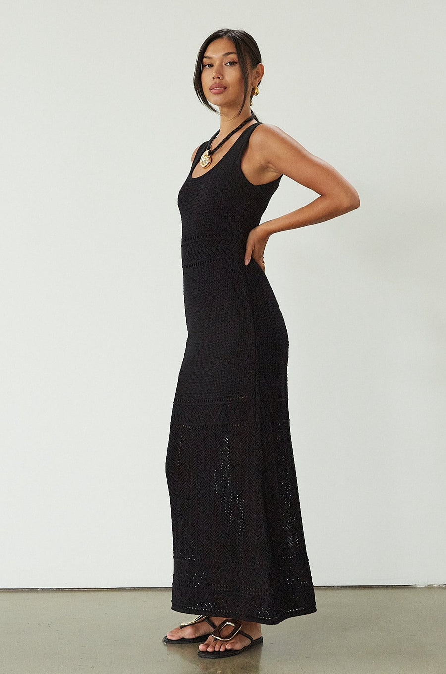 Crochet knit sleeveless maxi dress. Partially lined. black maxi dress. black crochet maxi dress. summer dress. evening dress. nice dinner dress