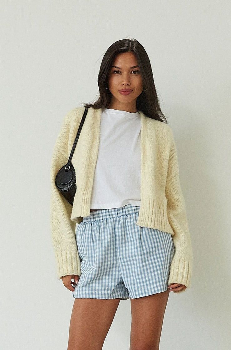 Gingham woven shorts. Elastic waistband. Side and back pockets. Fully lined. blue and white shorts. blue and white gingham shorts. blue and white boxer shorts. gingham checked boxer shorts. summer shorts. cute casual. lounge shorts