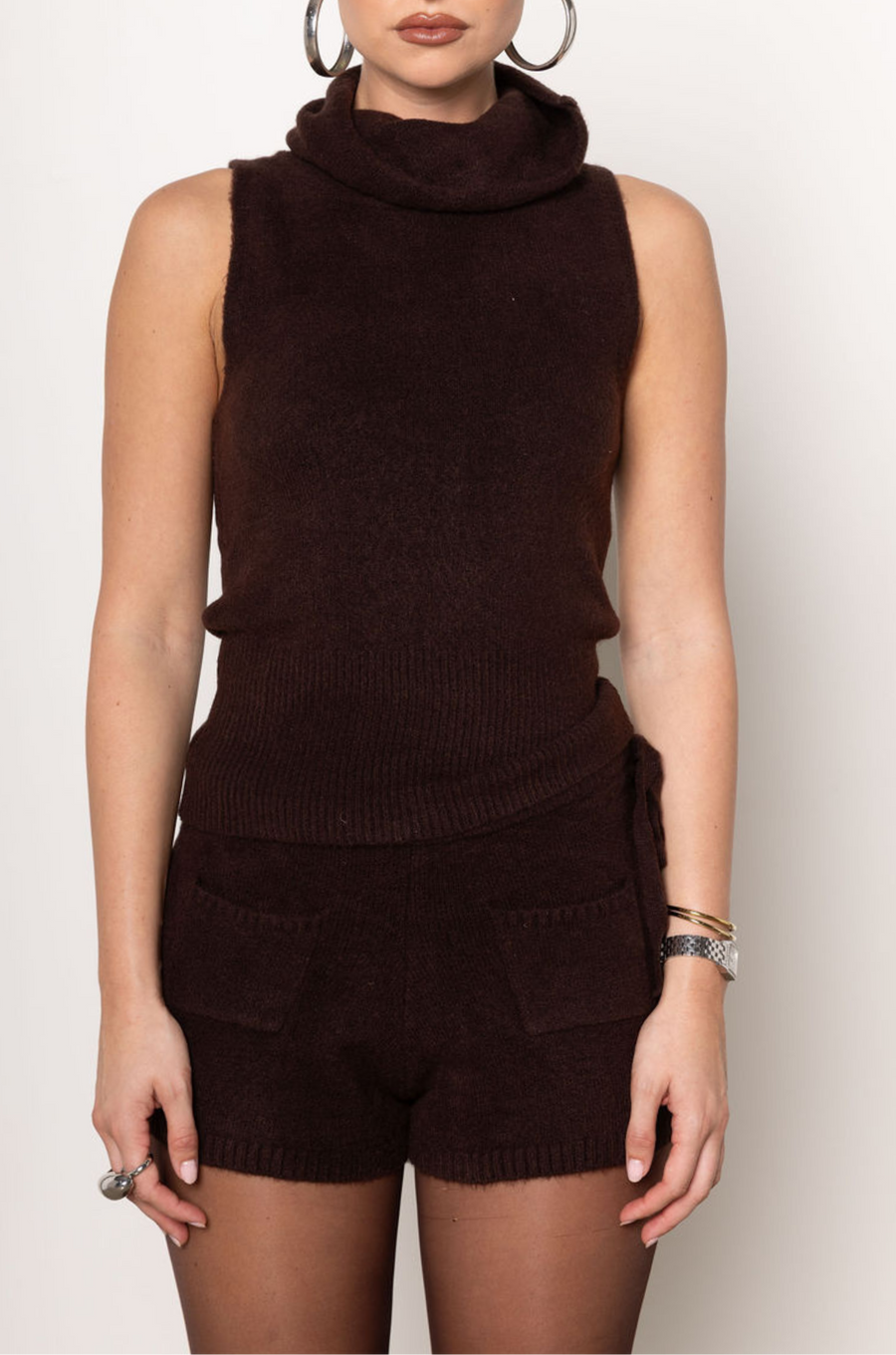 Fuzzy knit sweater shorts
Front pockets
Adjustable side drawstring
Unlined
brown fuzzy mini shorts
fall bottom
fall shorts
thanksgiving outfit