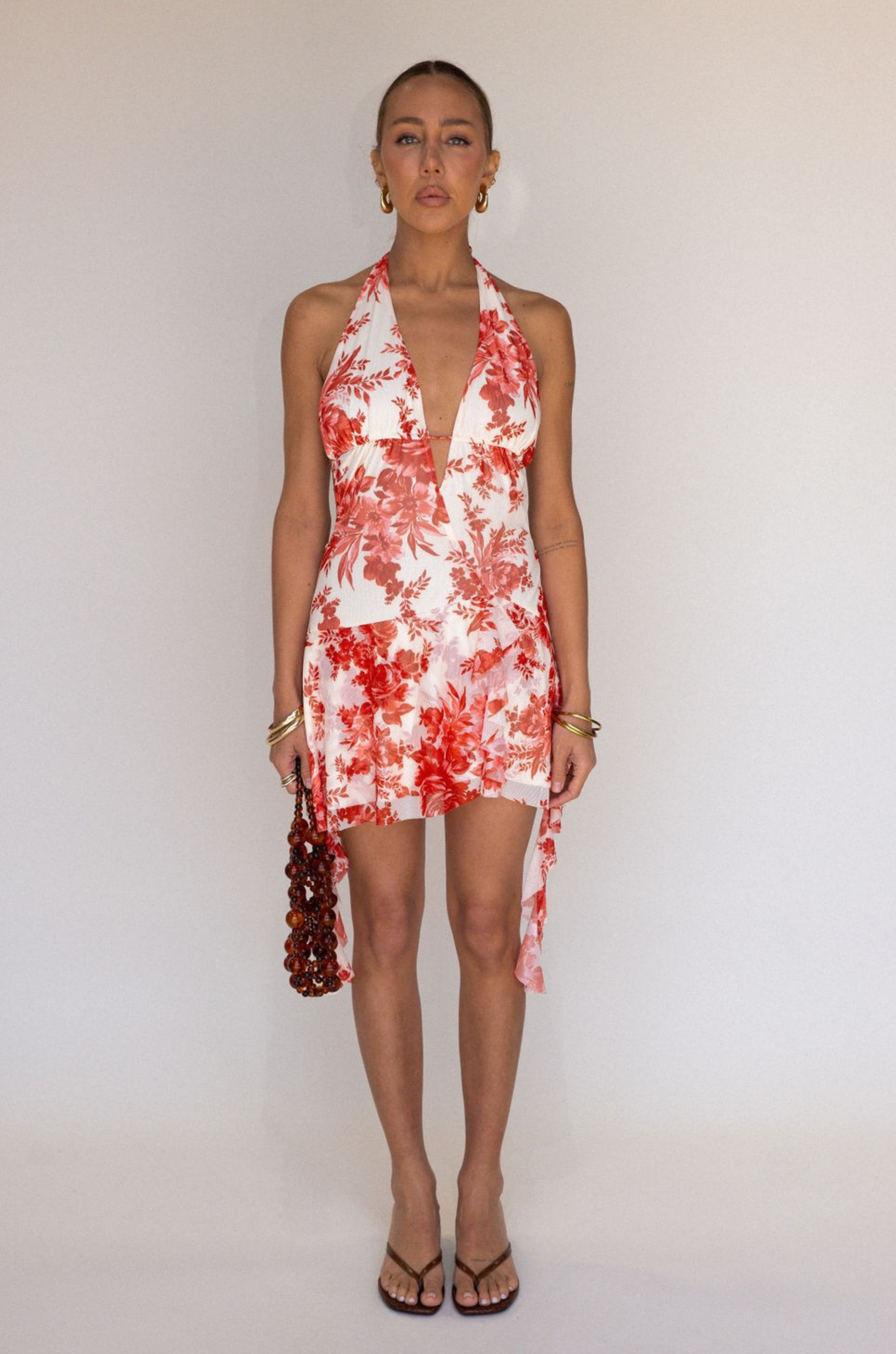 Floral mesh halter mini dress
Side hanging fringe
Neck and back adjustable tie
Open back
Lined
resort mini dress
white and red floral mini dress
summer mini dress
spring mini dress
vacation mini dress