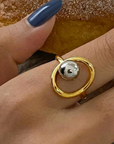 18K Gold Non-Tarnish Two Tone Round Ring
18K Gold Plating
Stainless Steel
Silver Plating
Size 7 Measurement: 0.682 Diameter / 2.14 Circumference
Lead-free/Nickel-safe/Hypoallergenic/Water Resistant