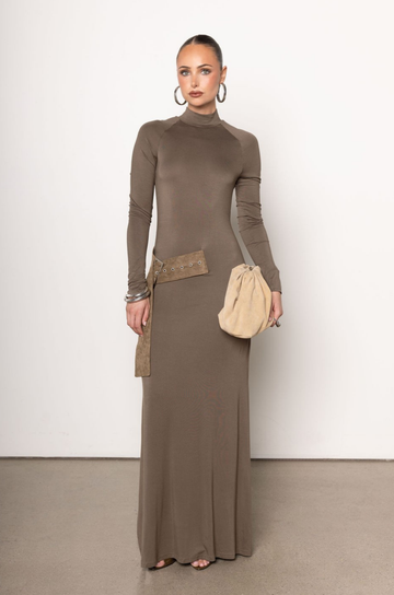 green Turtle neck maxi dress
Long sleeve
Attached belt
Unlined
fall maxi dress
holiday maxi dress
fall outfit