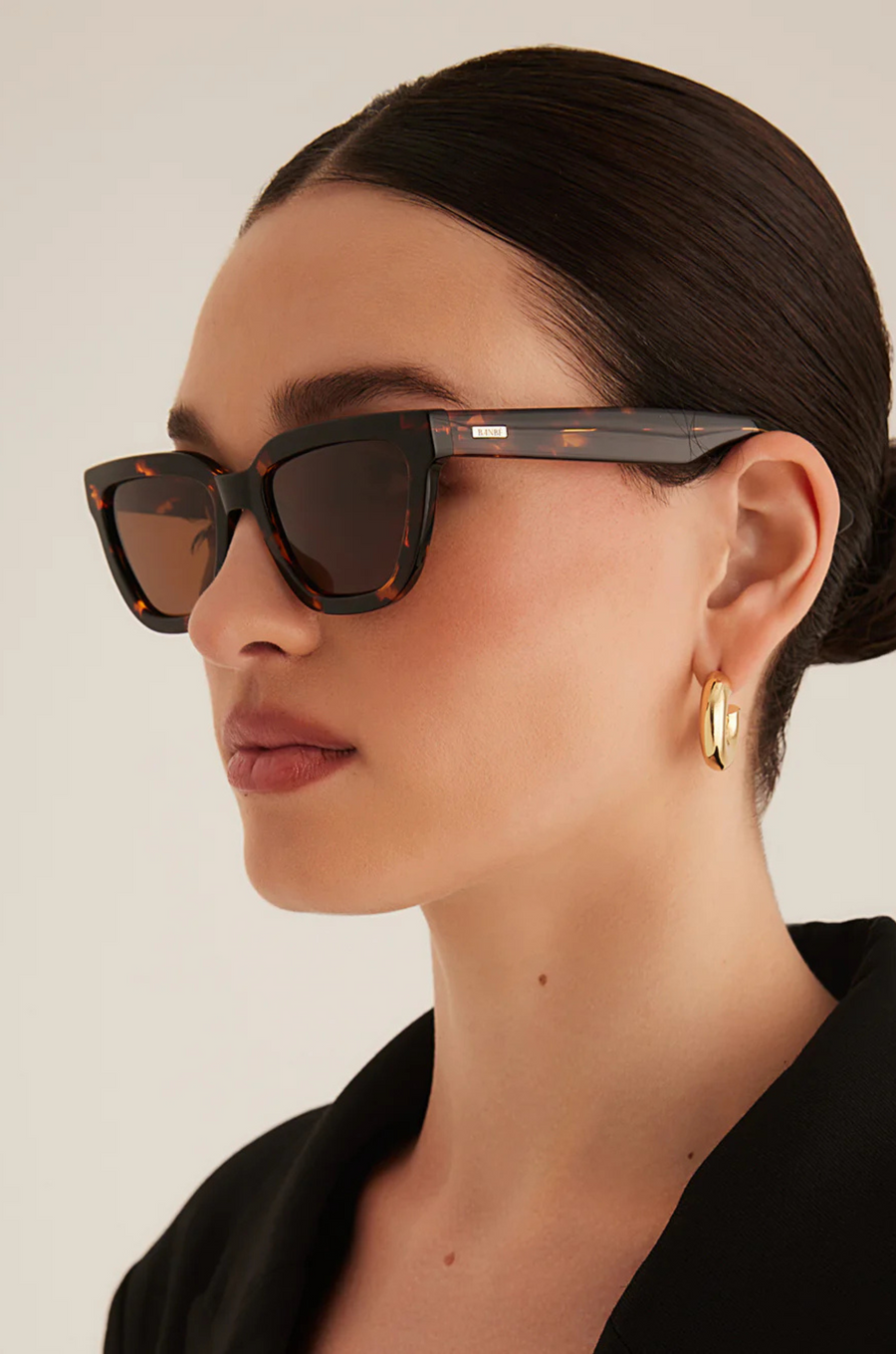 Tort cat eye sunglasses