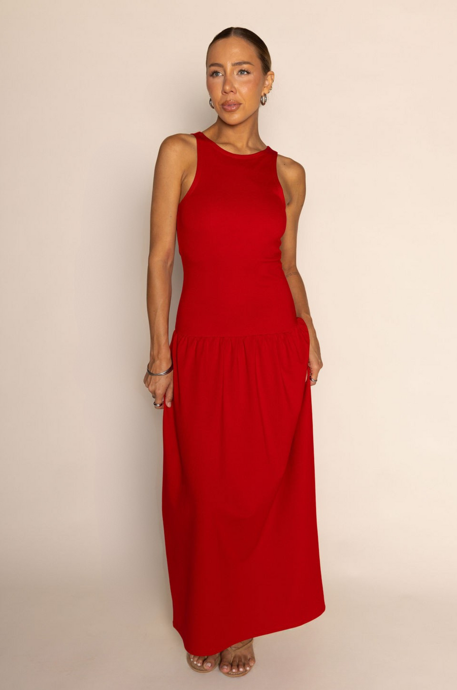 red Drop waist midi dress
Scooped neck
Fitted bodice
Midi skirt
summer maxi dess
spring maxi dress