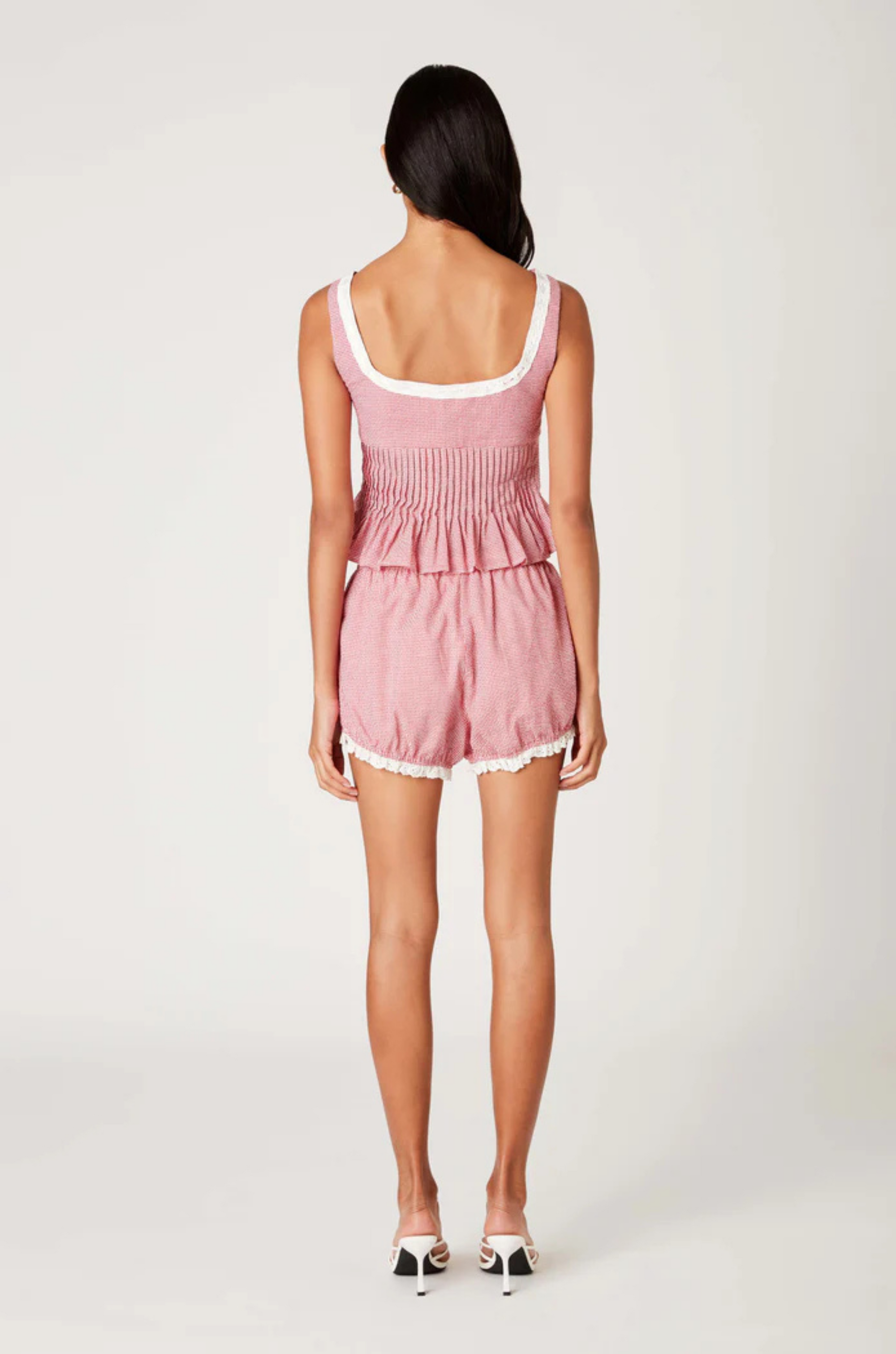 Gingham printed bloomer shorts
Elastic waistband with delicate bow detail
Eyelet lace trim
Fully lined
red gingham bloomer shorts
fourth of july outfit