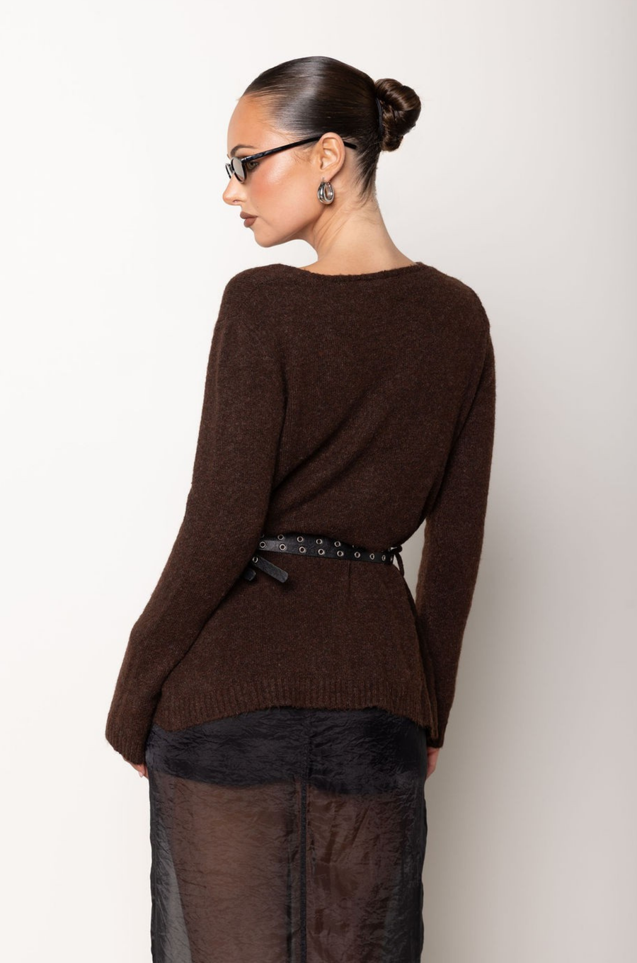 Fuzzy knit sweater top
V neckline
Attached adjustable double belt
Unlined
brown sweater cardigan
holiday outfit
holiday sweater
fall cardigan
