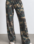 green Camo wide leg pant
Elastic waistband
Unlined
camo lounge wear