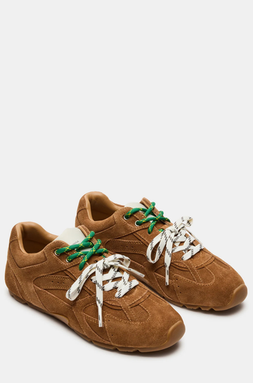 Low-top lace-up sneaker
Suede upper material
This style will come with both colored stripe laces camel brown suede steve madden sneakers
brown fall sneaker shoes 