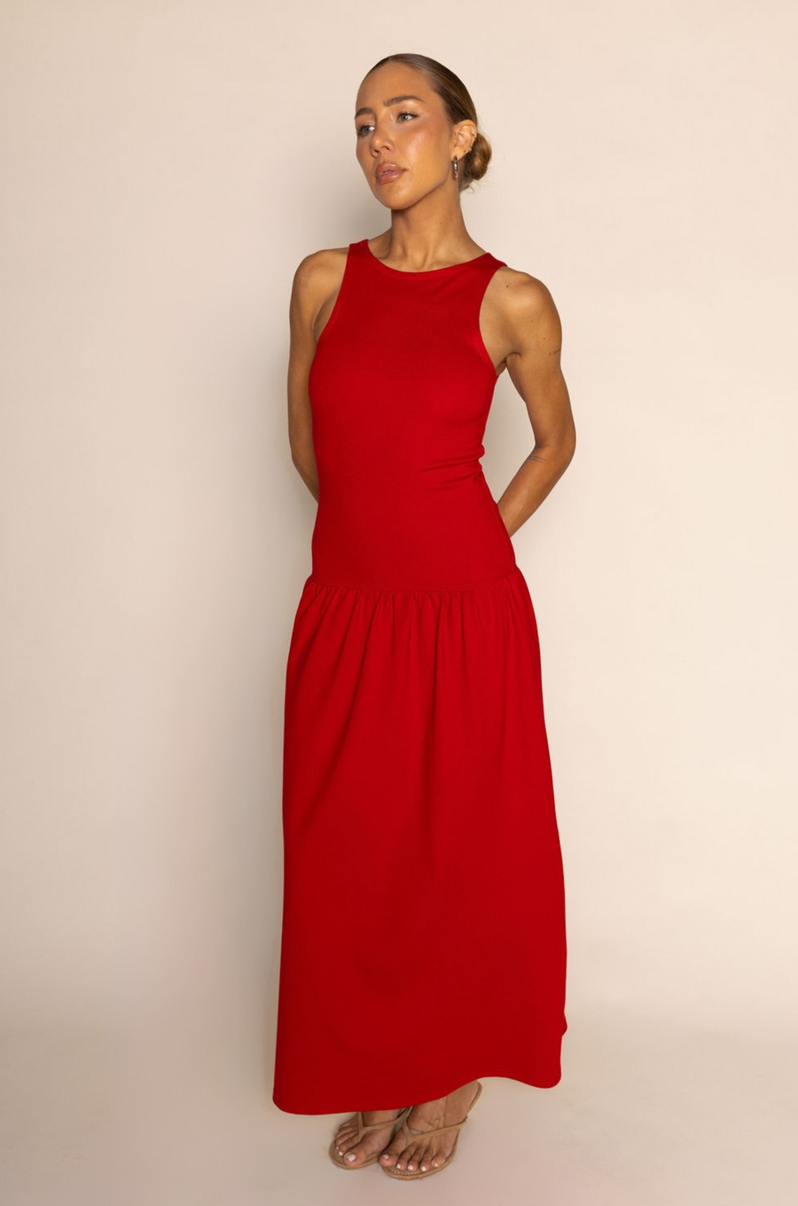 red Drop waist midi dress
Scooped neck
Fitted bodice
Midi skirt
summer maxi dess
spring maxi dress