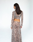 Leopard printed boho maxi skirt
Semi-sheer
Crinkle chiffon
Unlined/Sheer
