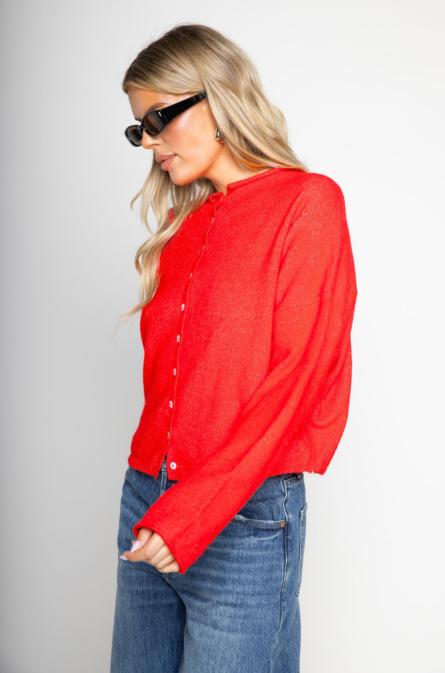 Fuzzy knit cardigan
Crewneck
Front button down closures
Long sleeves
Unlined
red cardigan
fall cardigan
fall outfit