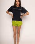 Crewneck graphic t-shirt top
Contrast stitching
Unlined
90s r & b tshirt