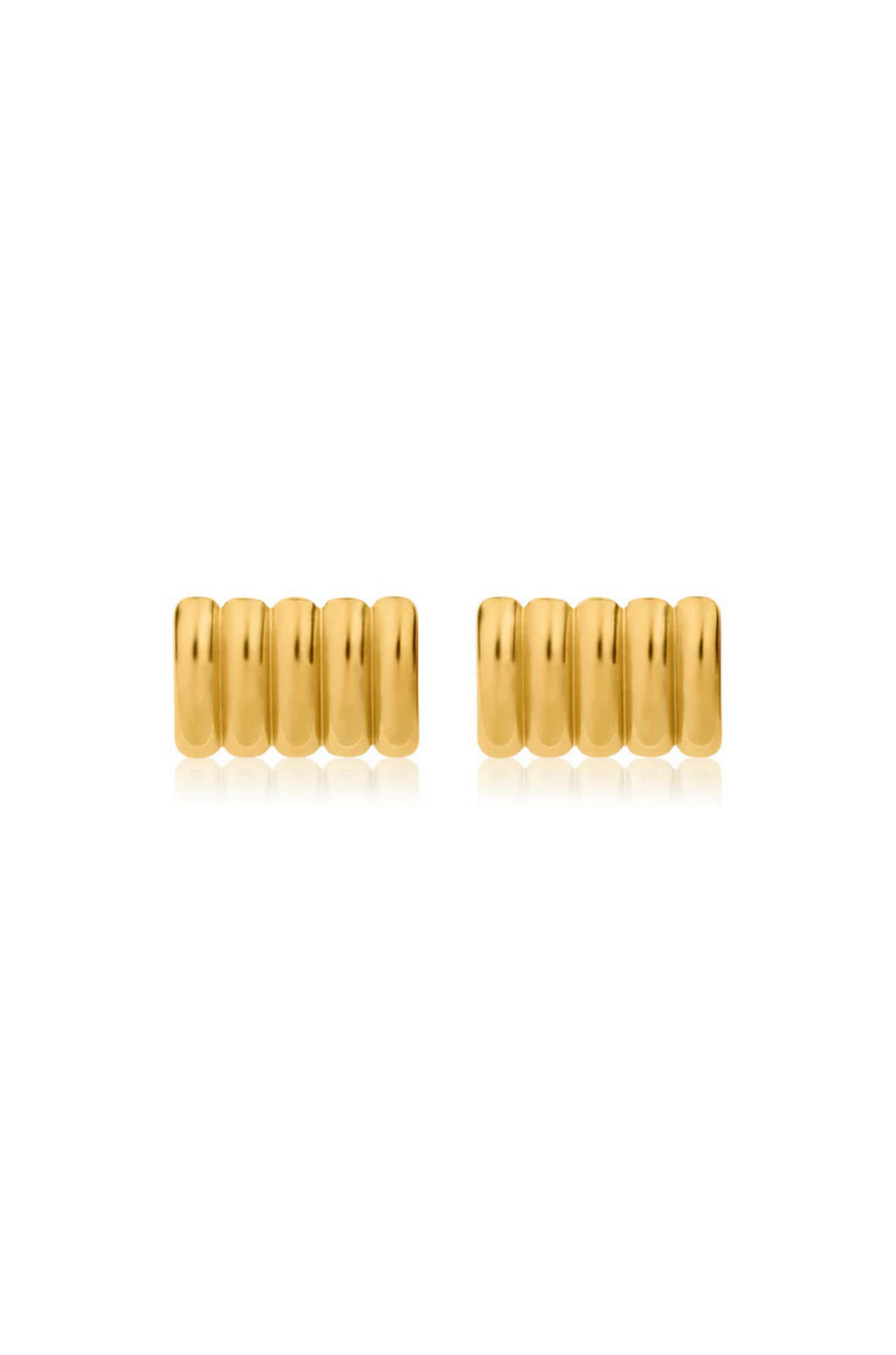 Ribbed rectangular earrings
Waterproof, Tarnish Free &amp; Hypoallergenic
Stainless Steel
Size: 1 inch x .5 inch
gold ribbed earrings