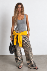 Heathered grey tank top
Sleeveless
Scoop neckline
Unlined