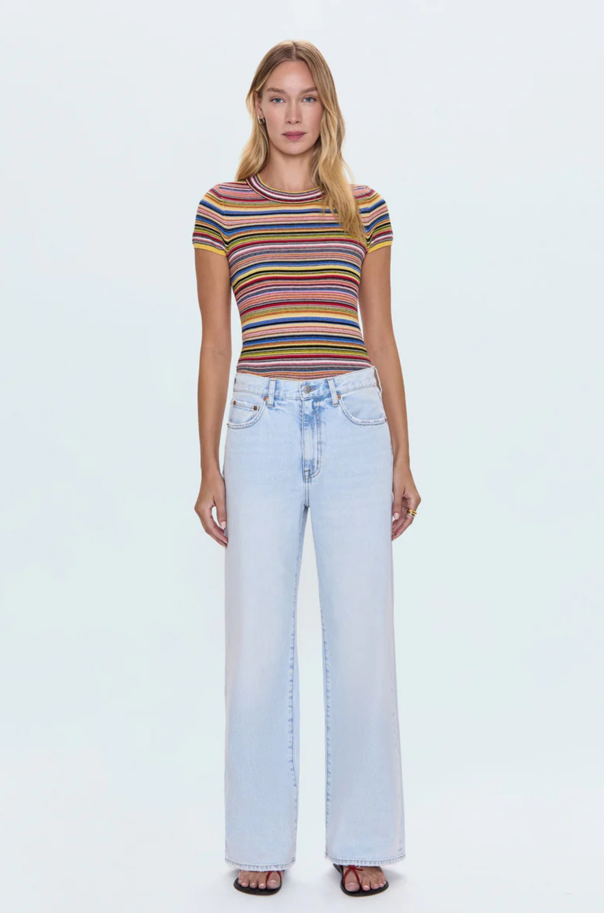 Slouchy relaxed denim jeans
Designed to sit comfortably low on the hips
Rigid, non-stretch denim
These jeans are designed to be baggy and sit low on your hips - if you want them to fit like a regular pair of jeans, we recommend sizing down